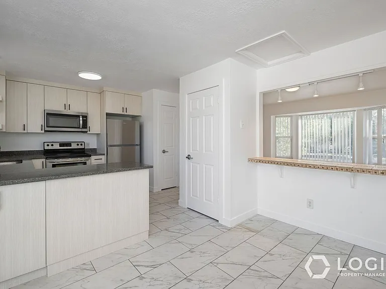4248 S 6440 W — Photo 8
