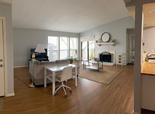 8100 Cambridge St APT 40, Houston, TX 77054