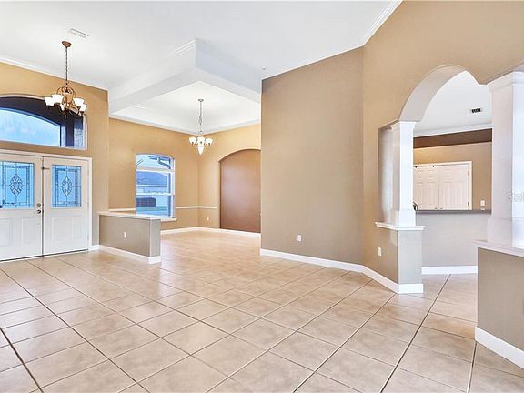 3rd image of 300 Ruby Lake Ln