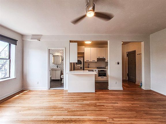 3rd image of 821 Bergen Ave #11-D