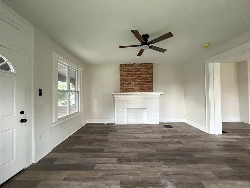 4 bed, 2.5 bath, 1750 sqft, $2,095 — Photo 4