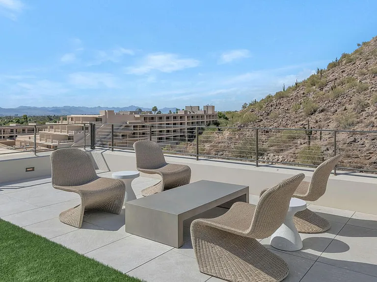 5000 N Camelback Ridge Rd #102 — Photo 29