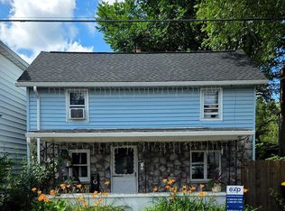 50 W Pine St, Sheppton, PA 18248