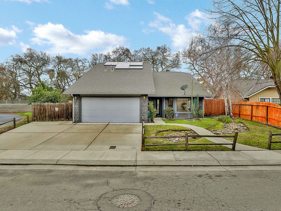 1st image of 3006 Burl Hollow Dr