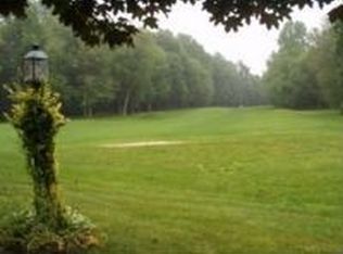 486 Commanche Ln #B, Stratford, CT 06614