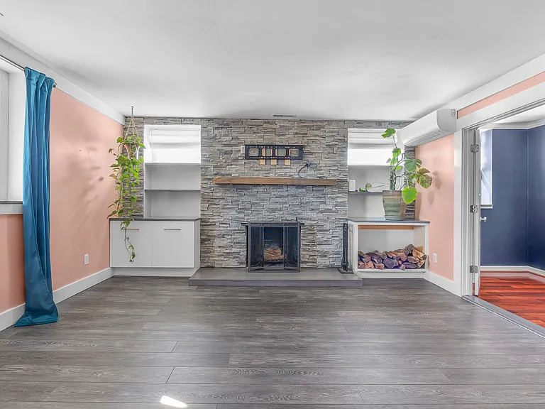 1915 Colonial Ave #6 — Photo 24