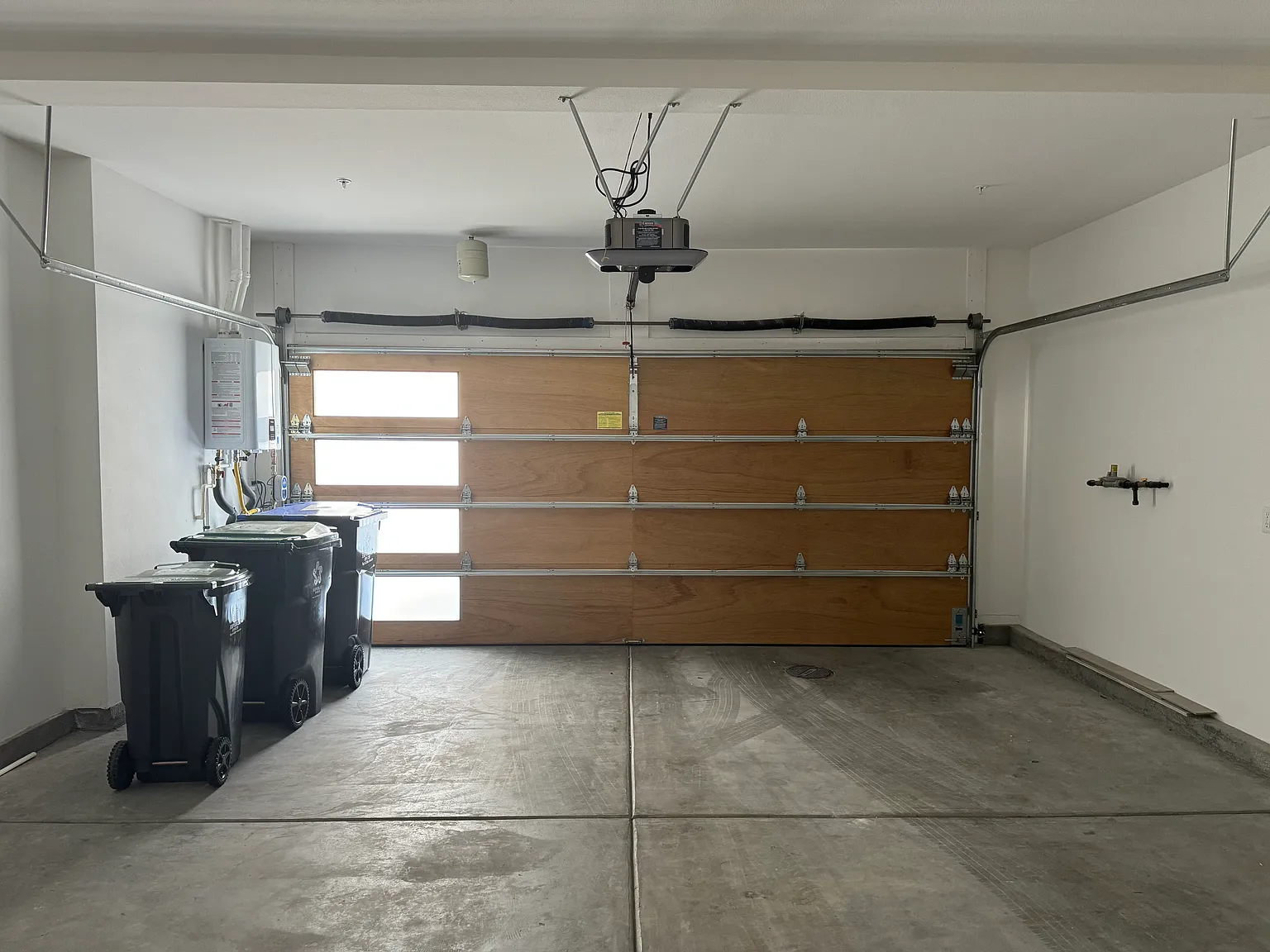 1303 W Bushell St — Photo 4