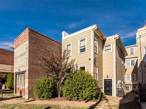 5th image of 213 E Grace St APT 302