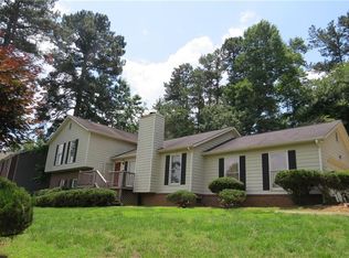 300 Timber Laurel Ln, Lawrenceville, GA 30043