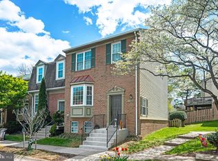 1908 Brightleaf Ct, Silver Spring, MD 20902
