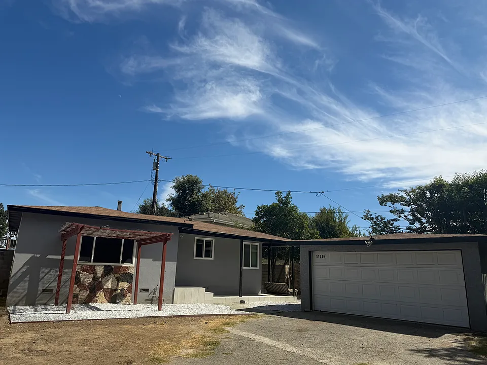 11716 Cherrylee Dr
