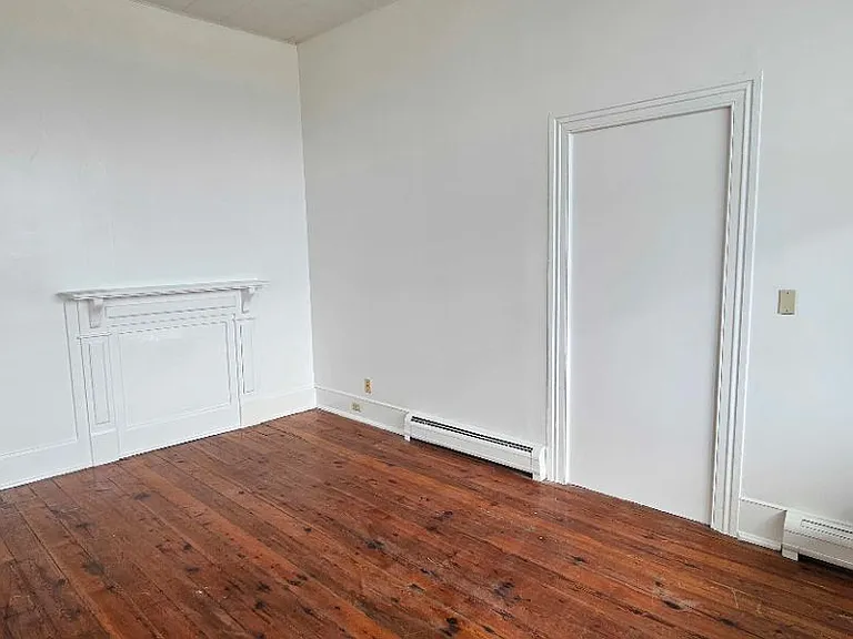 fresh paint throughout the apartment