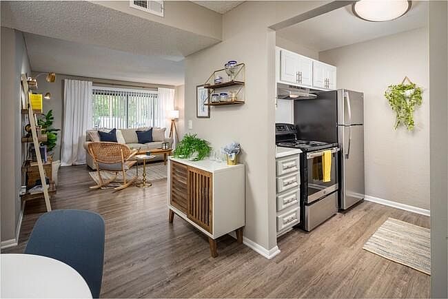 2nd image of 5402 Ginger Cove Dr #6
