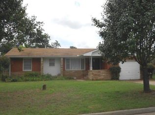 604 E Jones Pl, Midwest City, OK 73110