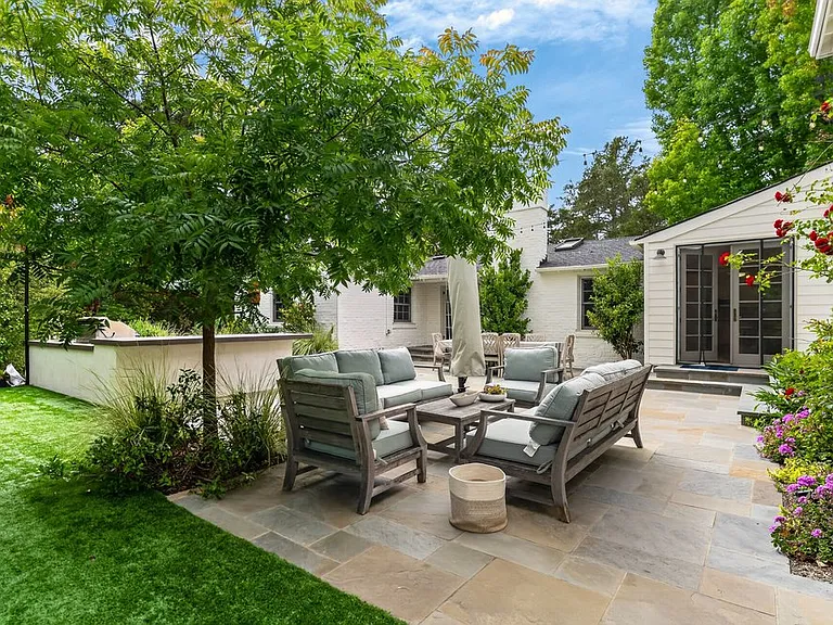 145 Las Vegas Rd — Photo 42