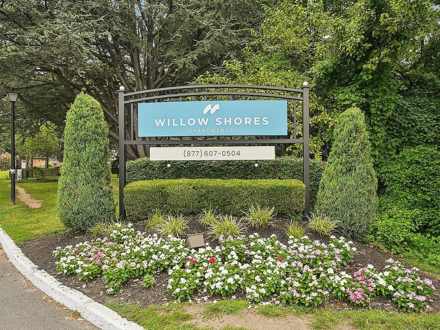 Willow Shores — Photo 3