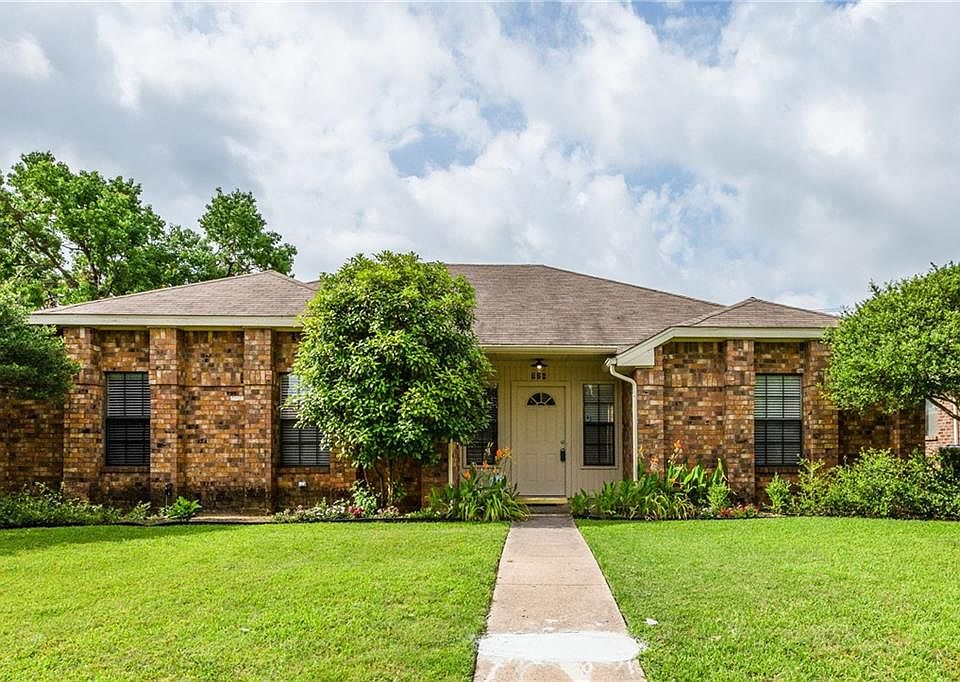 1st image of 724 Whitewing Dr