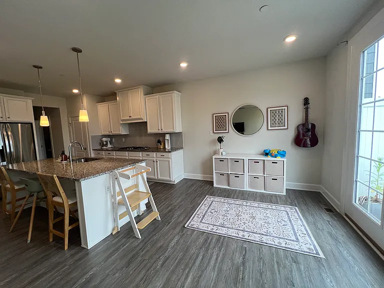 4303 Spruce Rd — Photo 10