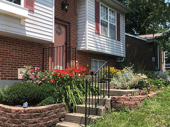 2nd image of 15 Kelley Dr