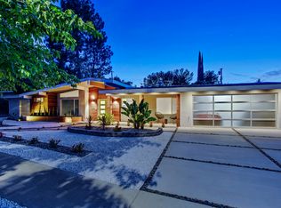 5441 Dubois Ave, Woodland Hills, CA 91367