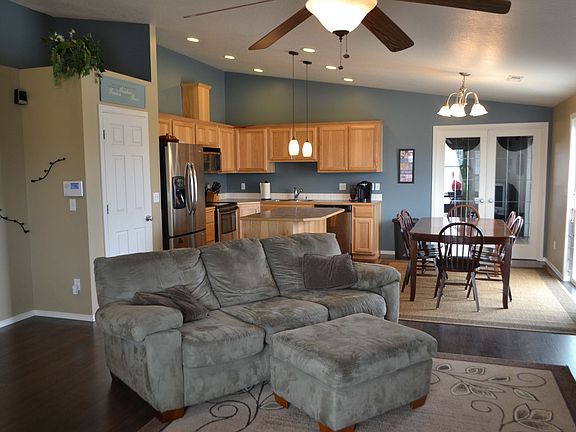 3rd image of 5415 Roosevelt Dr