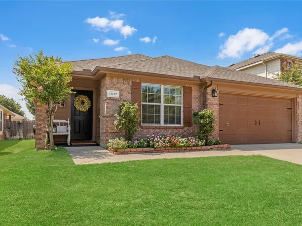 11717 Pinyon Pine Dr, Fort Worth, TX 76244