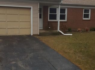 785 Konen Ave, Aurora, IL 60505