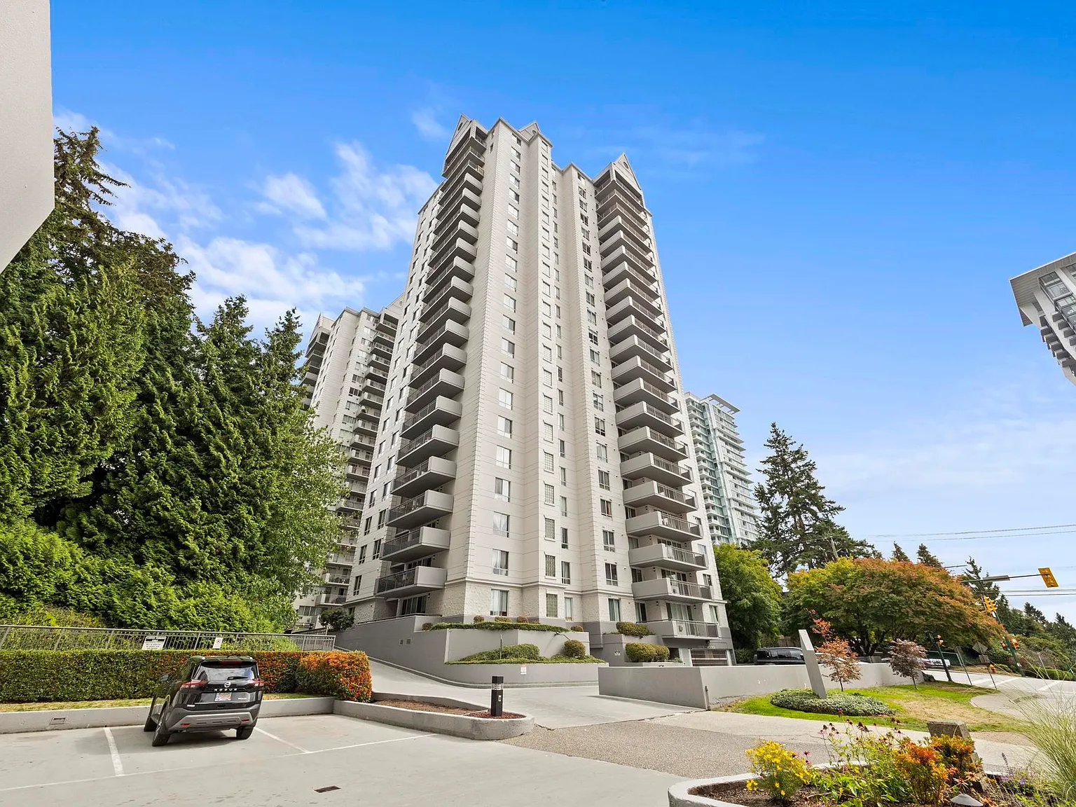 3 bed, 1287 sqft, $3,000 — Photo 1