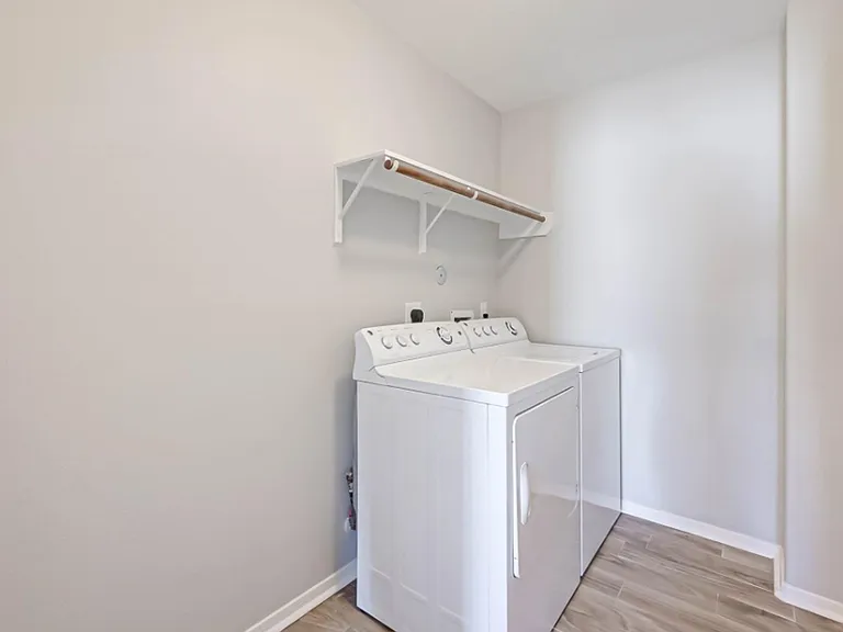 5011 Redwing Brook Trl — Photo 18
