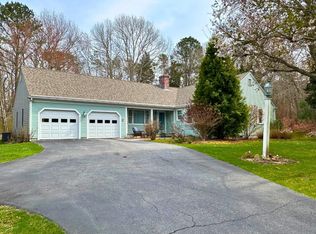 9 Coach Ln, Sandwich, MA 02563