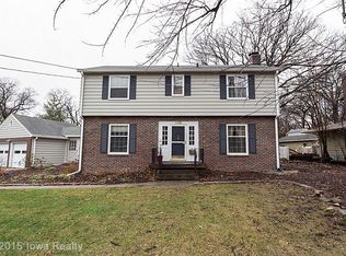 5501 Harwood Dr, Des Moines, IA 50312