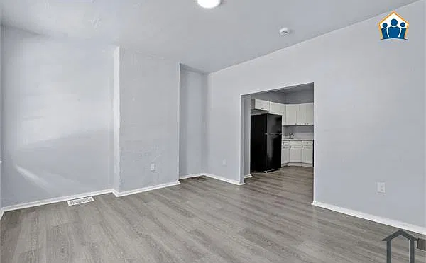 2 bed, 968 sqft, $1,300 — Photo 3