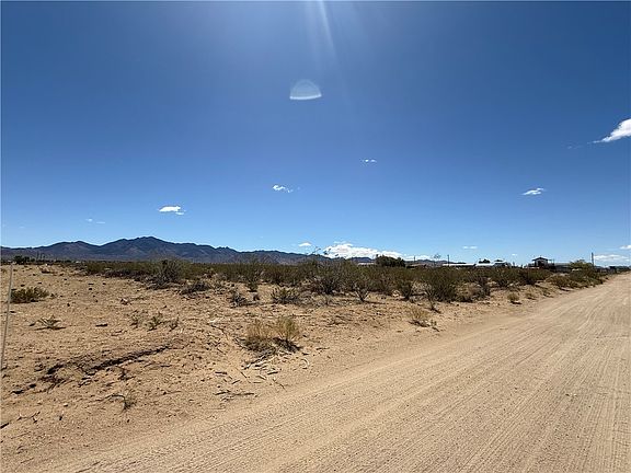 4th image of 15032 Cedar Rd