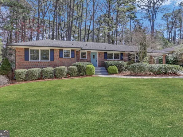 1503 N Amanda Cir NE, Atlanta, GA 30329