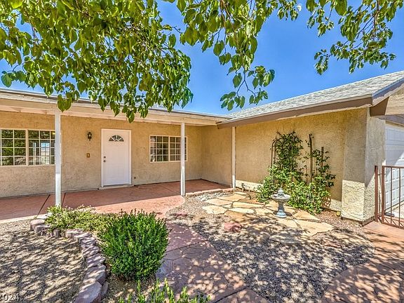 4th image of 111 Glen Oak Dr