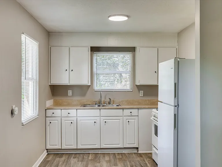Cozy Kitchen Area