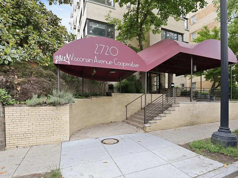 2720 Wisconsin Ave NW #302 — Photo 20