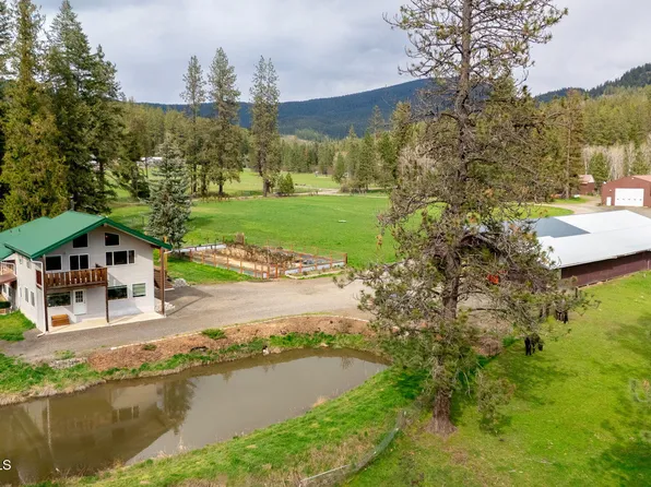 6420 Hells Gulch Rd, Saint Maries, ID 83861