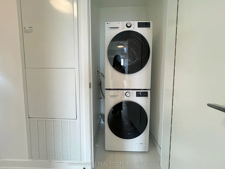 10 Oak St #1504 — Photo 10