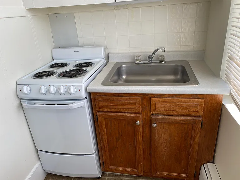 15 W Broadway St #M — Photo 10