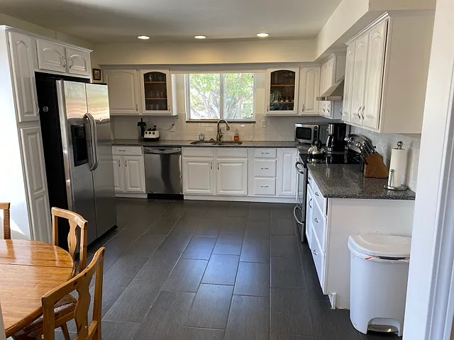 224 Hermosa Dr SE — Photo 108