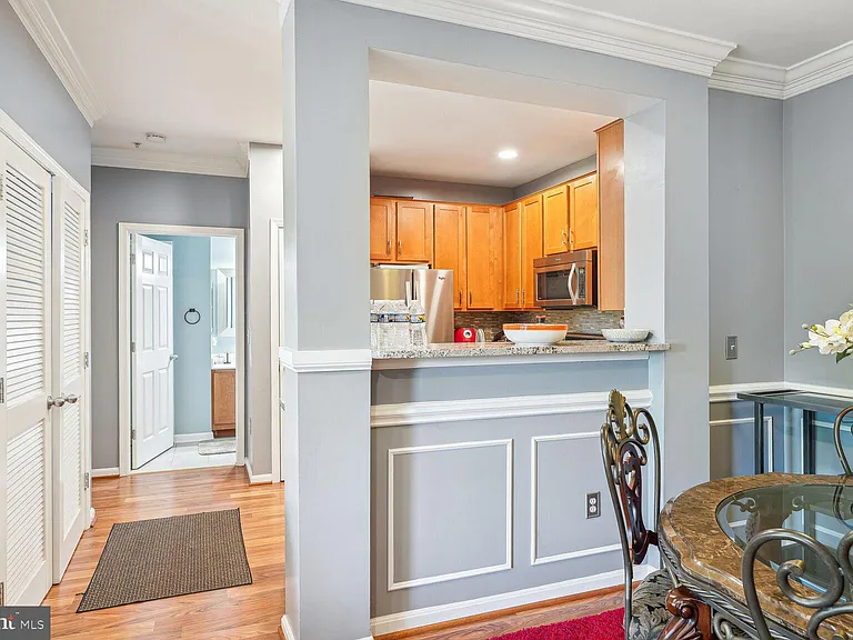4850 Eisenhower Ave #205 — Photo 16