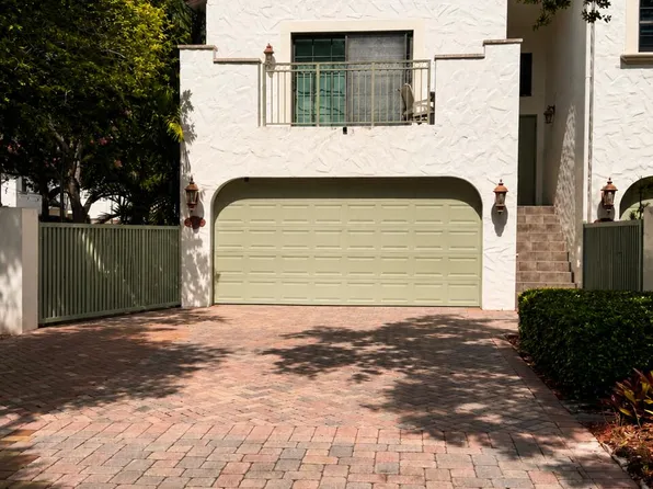 4400 Hidden Harbour Terrace, Dania Beach, FL 33312