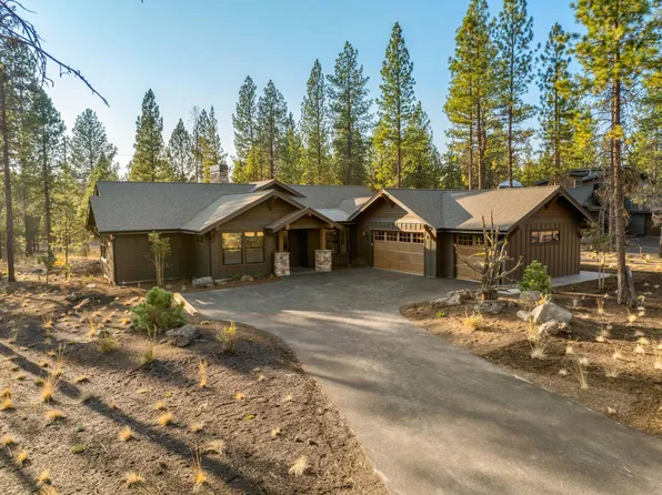 56378 Elk Run Dr #417, Bend, OR 97707