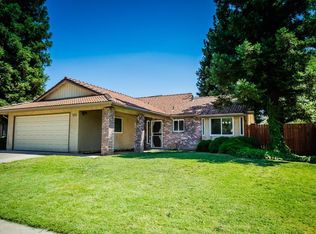 1645 E Pryor Dr, Fresno, CA