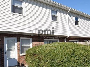 1617 Winfield Park Dr, Greenfield, IN 46140