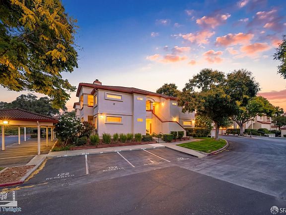 2nd image of 7003 Stagecoach Rd APT D