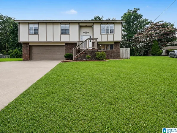 2116 Sun Cir, Fultondale, AL 35068