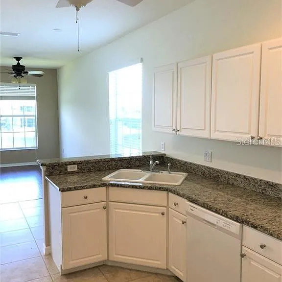7002 Prosperity Cir #701 — Photo 4