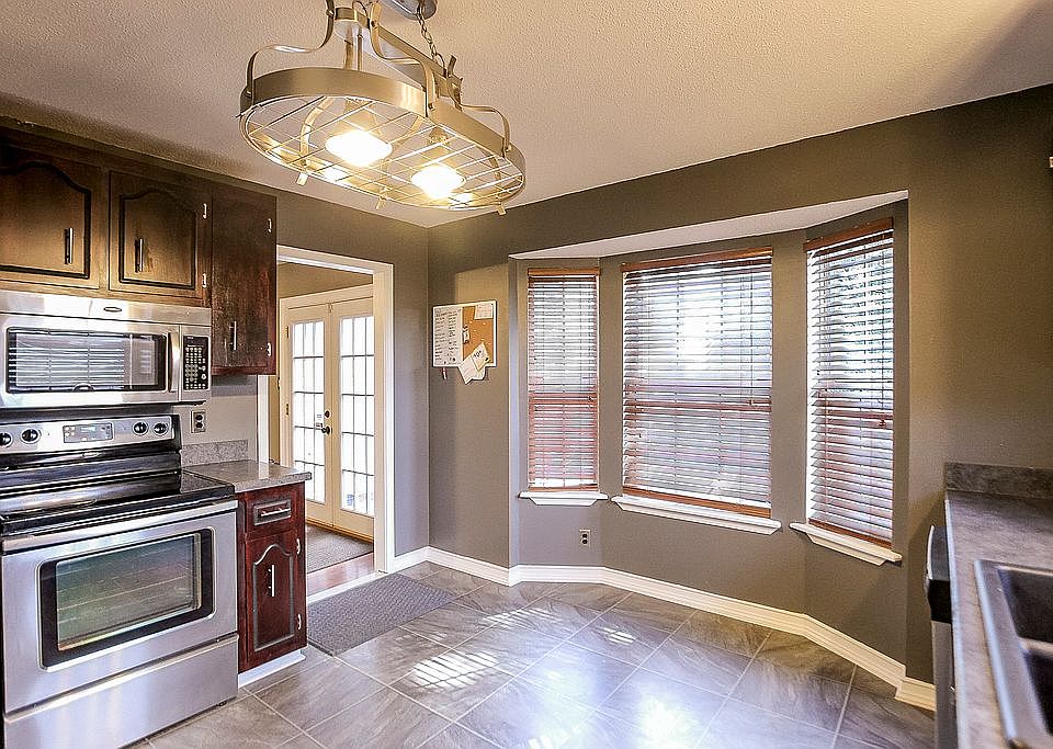 1st image of 1110 Merritt Lewis Ln